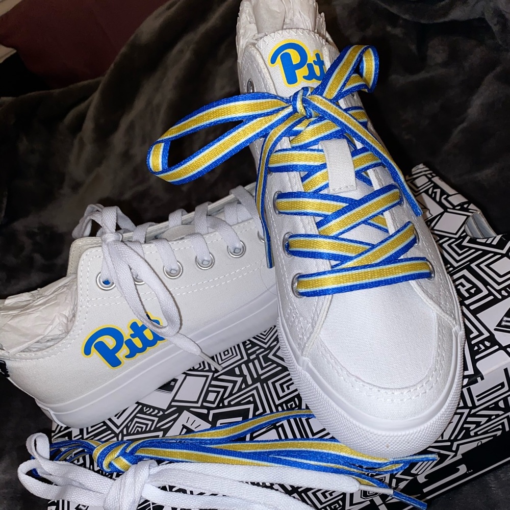 Brand New Pitt Sneakers!